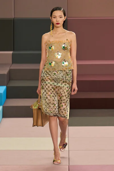 Look 76